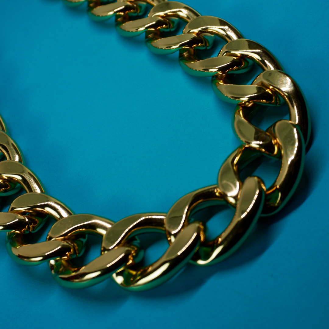 Vintage chunky gold necklace