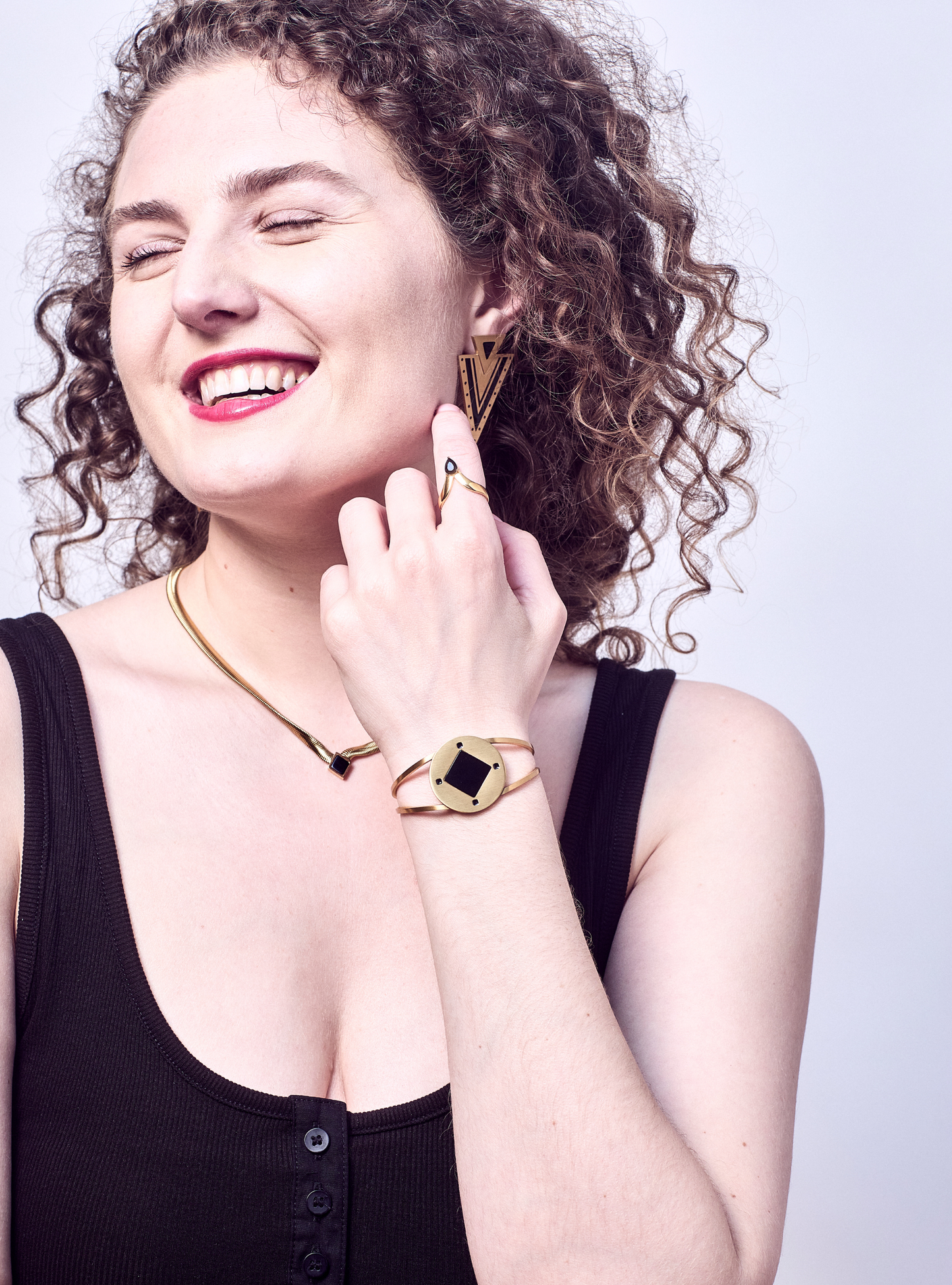 Hero Black Onyx Gold Bracelet