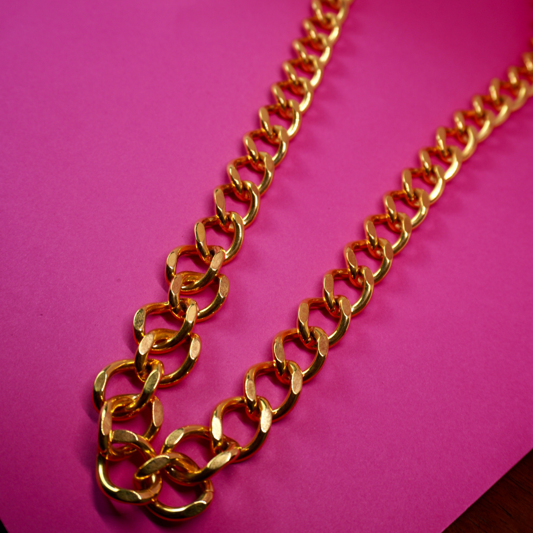 Vintage chunky gold necklace