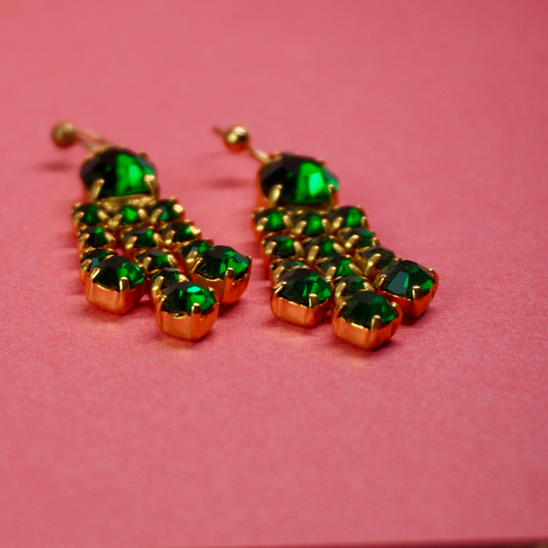 Vintage dangle earrings (green)