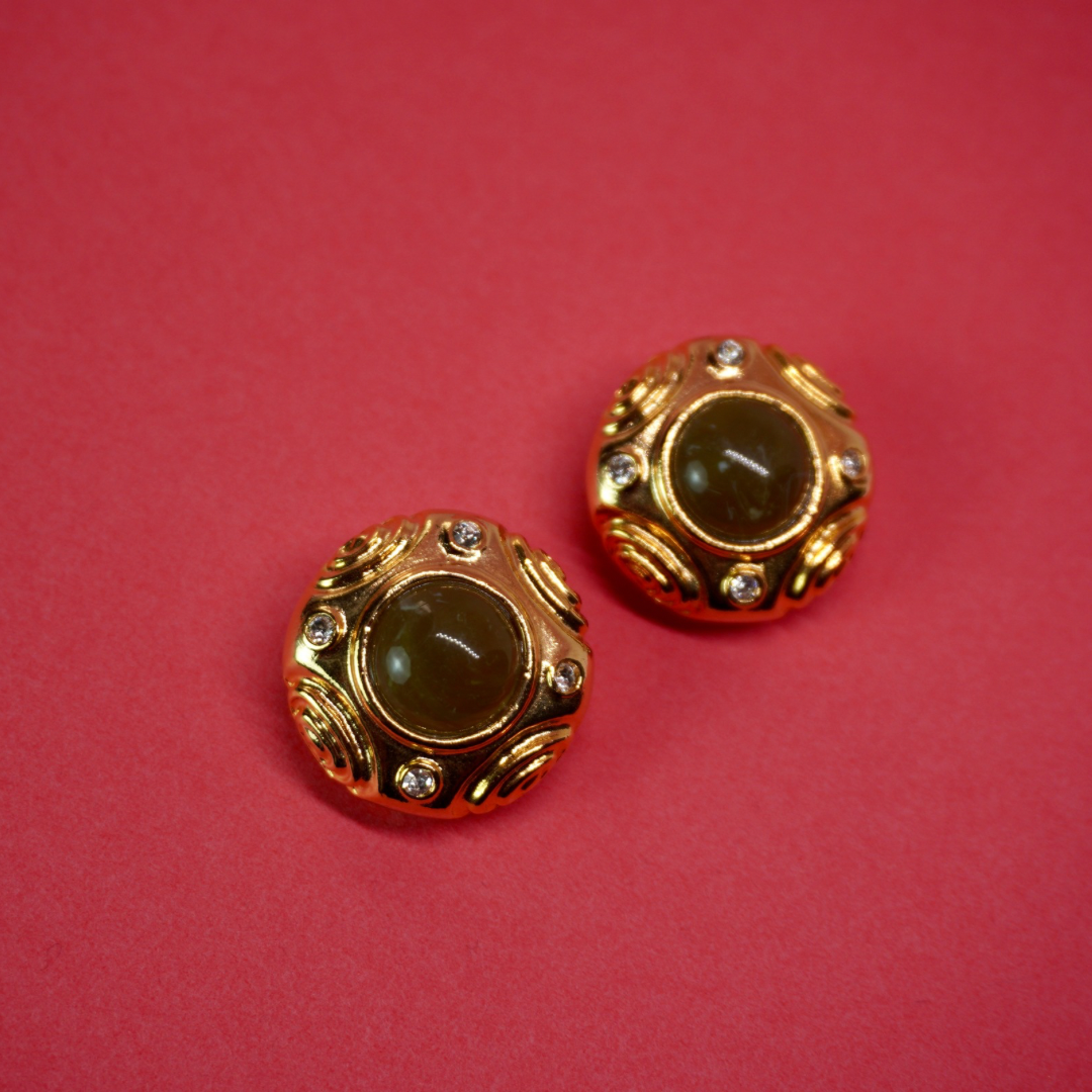 Vintage clip-on earrings (green)