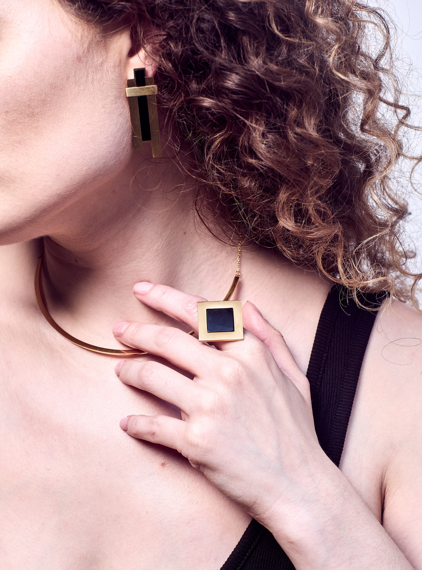 Eclipse Black Onyx Gold Ring