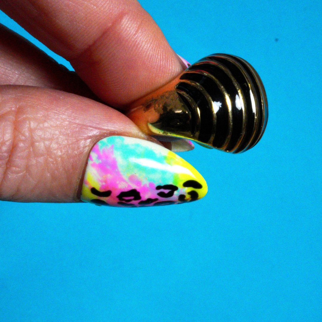 Vintage black and gold Croissant Ring