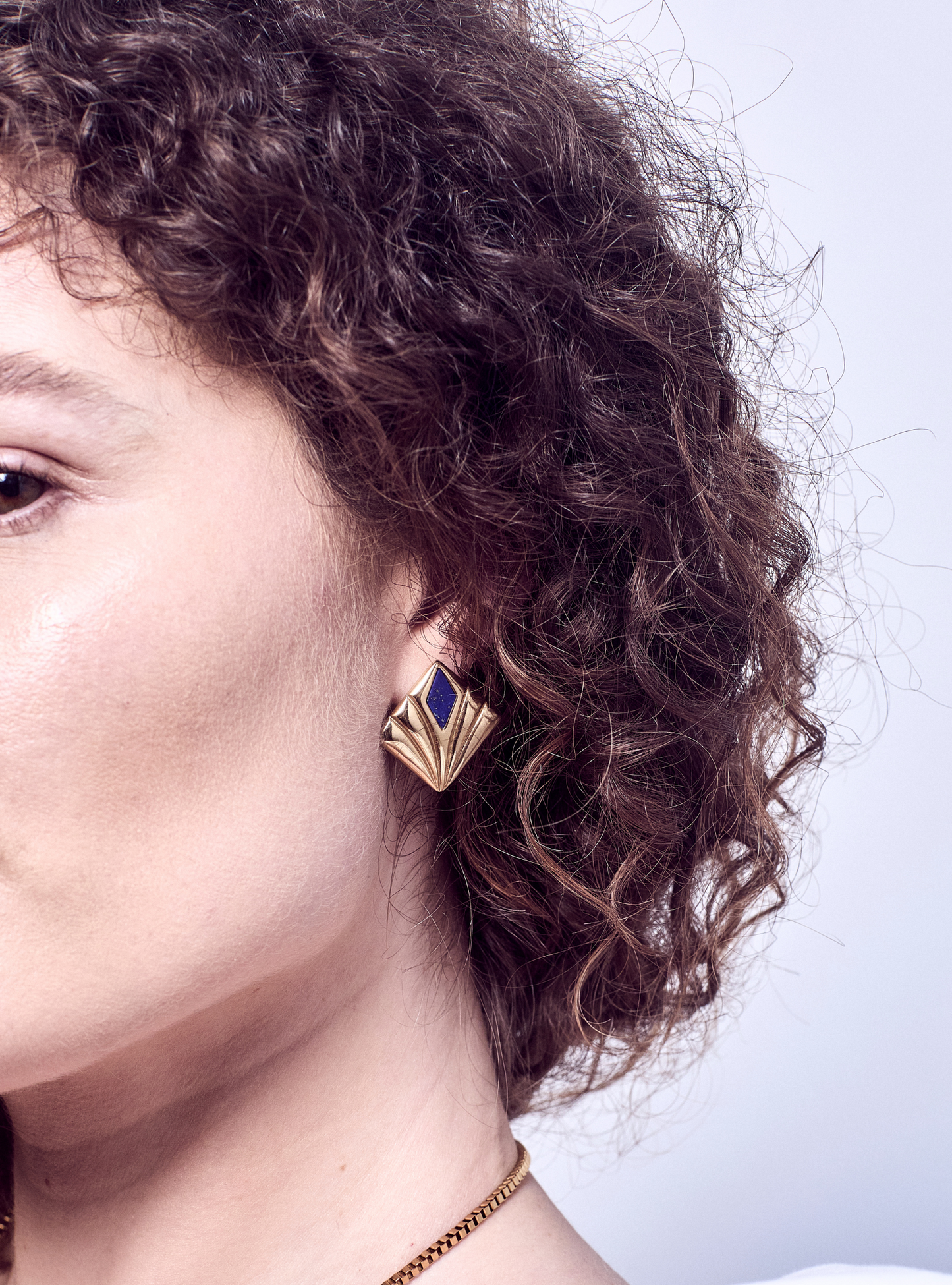 Moonbeam Lapis Lazuli Gold Earring