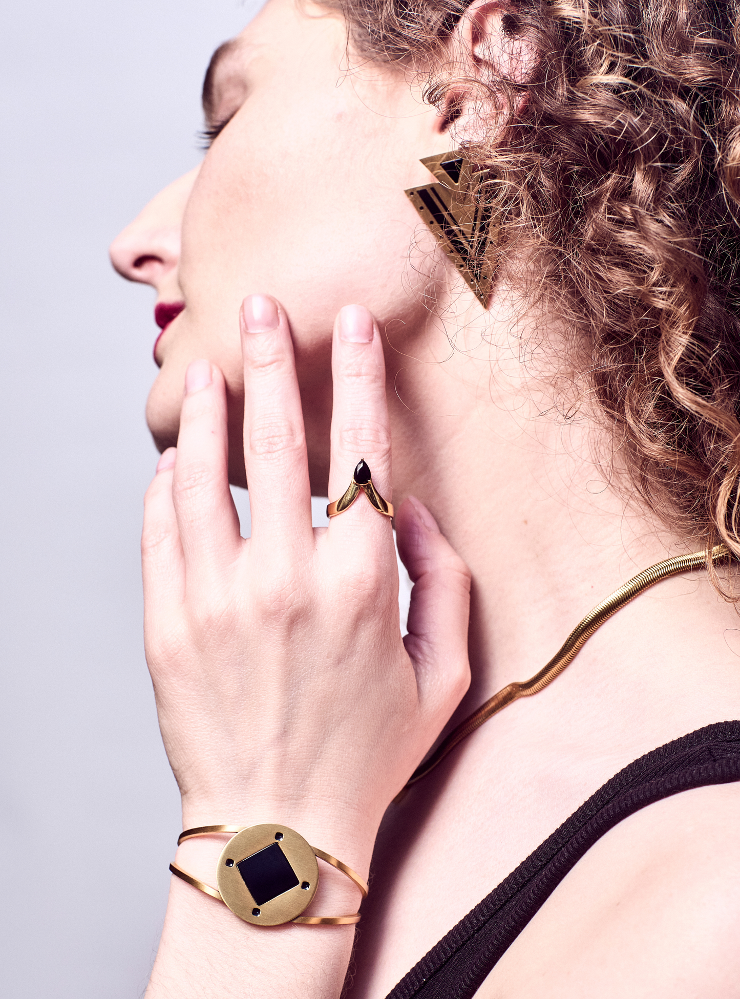 Teardrop Black Onyx Gold Ring