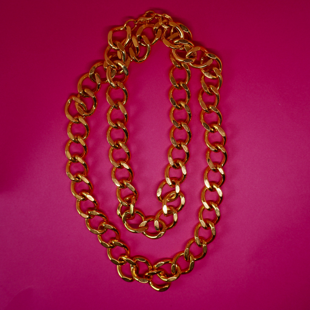 Vintage chunky gold necklace