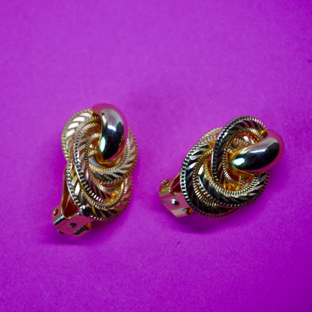 Vintage clip-on earrings knot