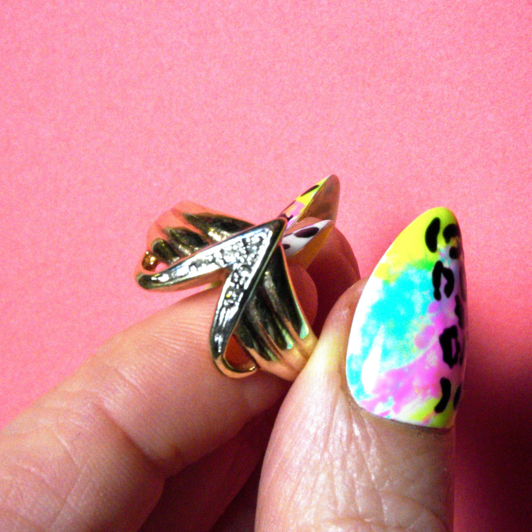 Vintage Chevron Ring (thick band)