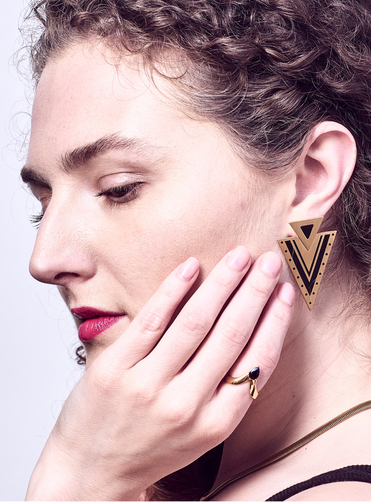 Teardrop Black Onyx Gold Ring