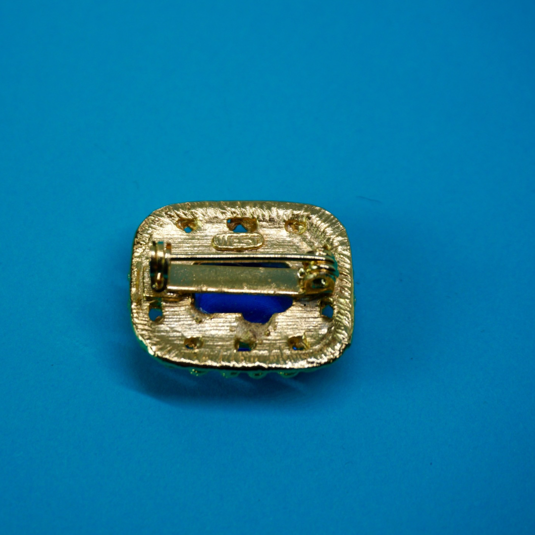 Vintage brooch blue (West)