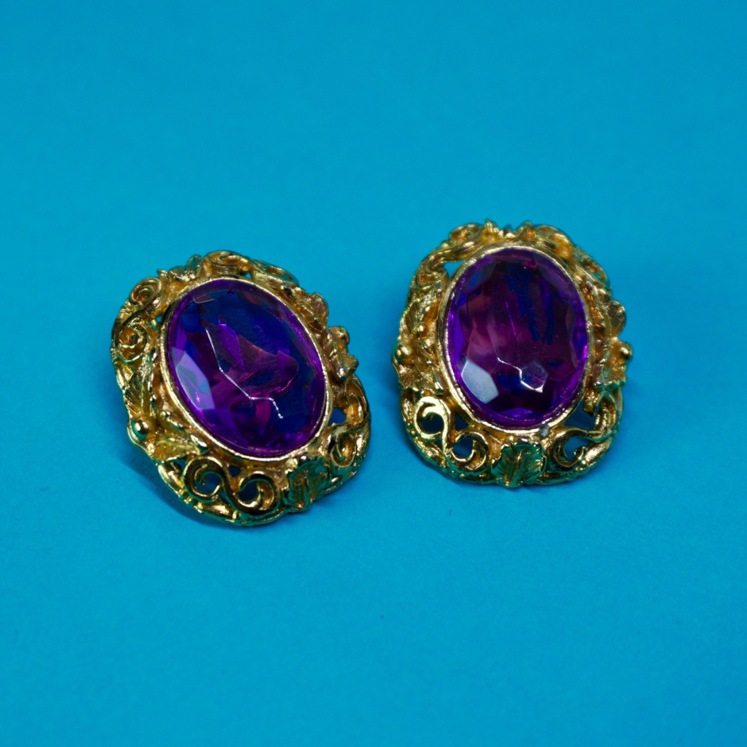 Vintage filigree clip-on earrings (purple)
