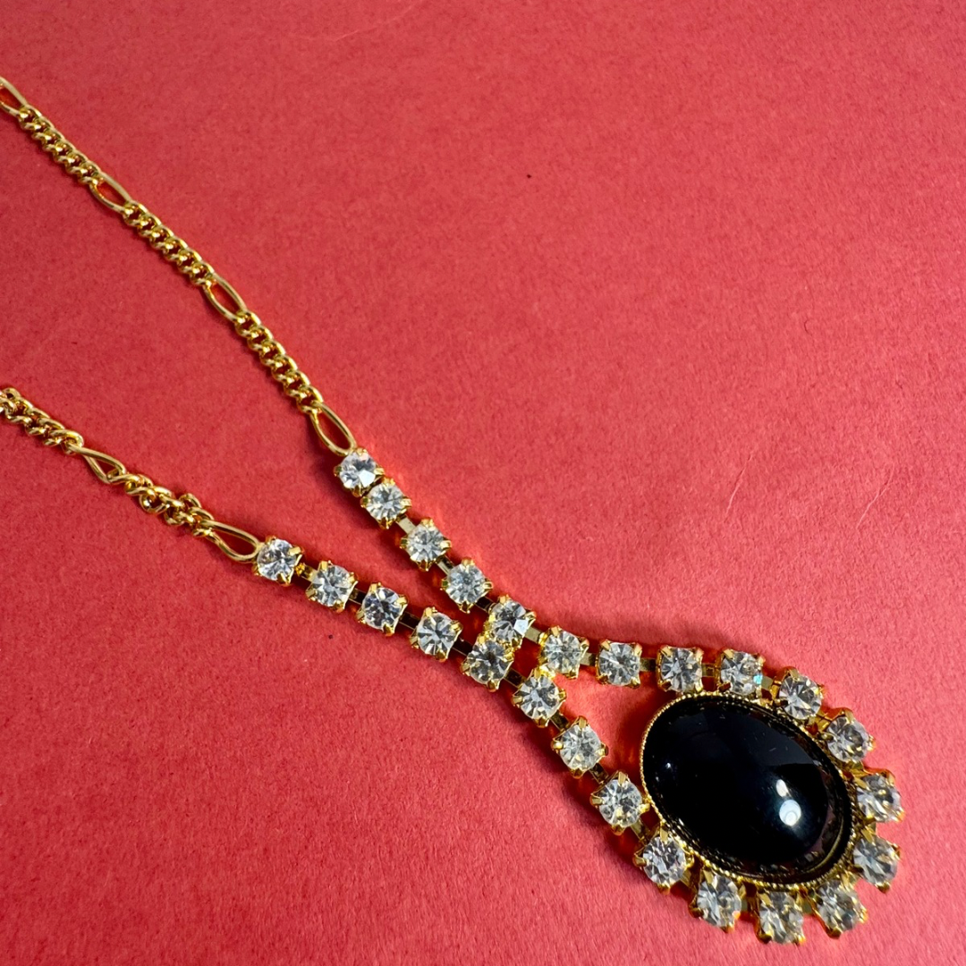Vintage necklace drop