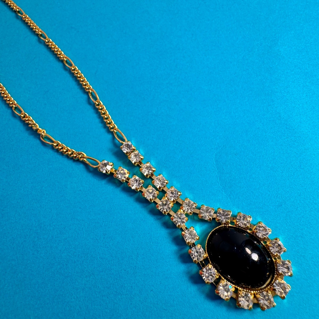 Vintage necklace drop
