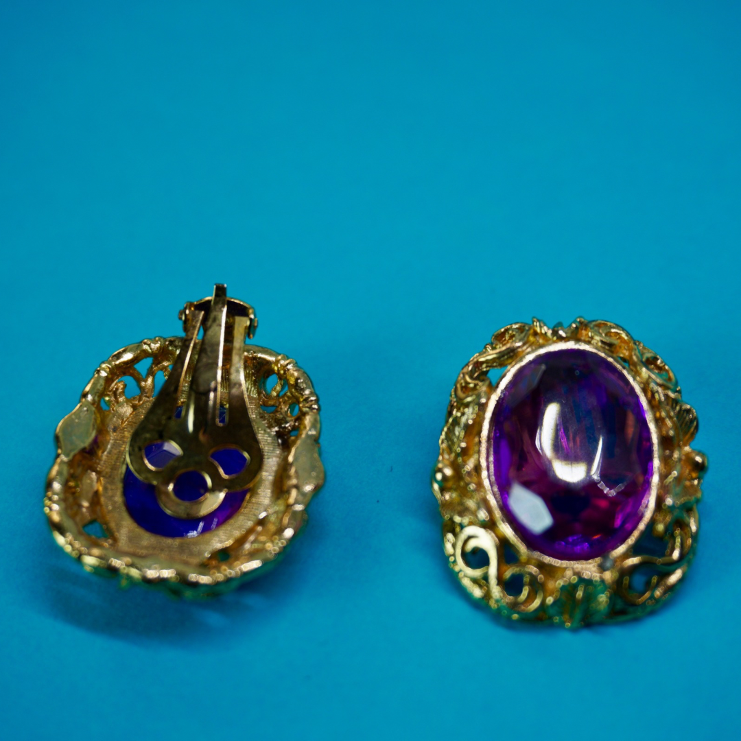 Vintage filigree clip-on earrings (purple)