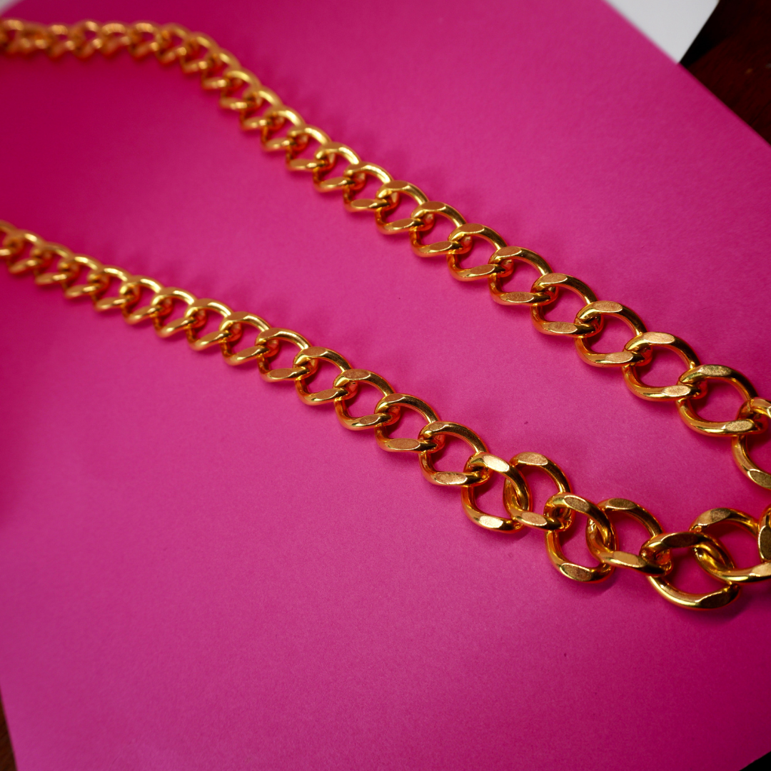 Vintage chunky gold necklace